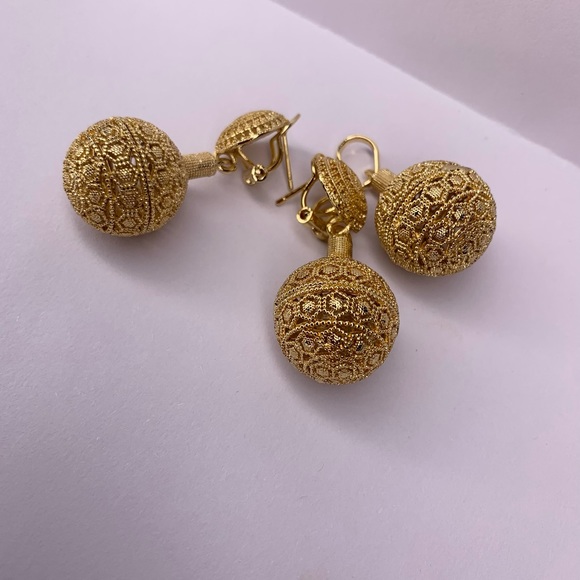 Dropping Gold Plated Earrings and Pendant set long lasting - Picture 11 of 11